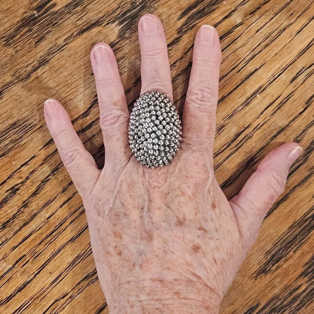 Vintage Massive Guillermo Taxco .999 Fine Silver Caviar Beaded Statement Ring - Picture 4 of 6